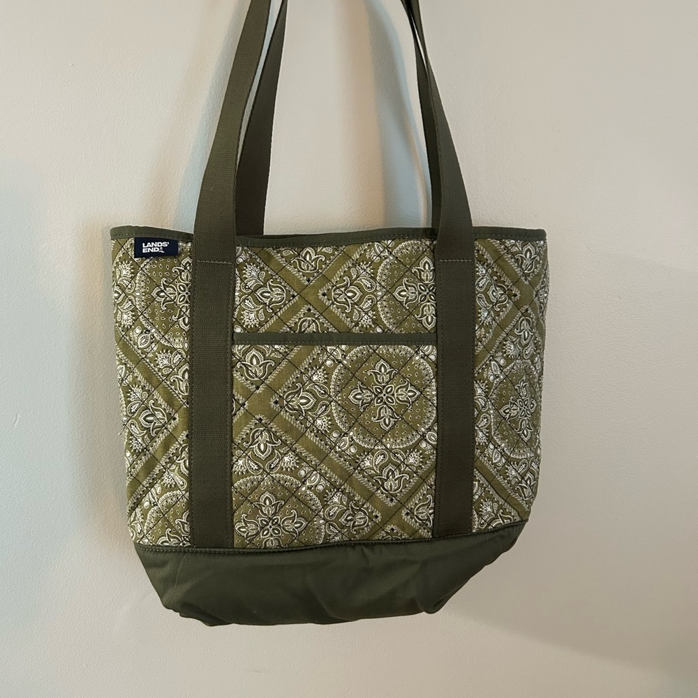 Lands End green quilted bag, great quality, never used.